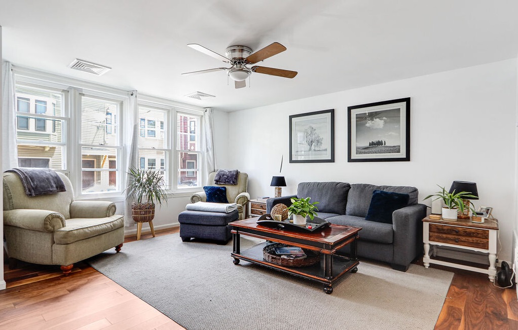 2 bed, 1 bath apartment for rent at 165 West 6th St Unit -A, South Boston