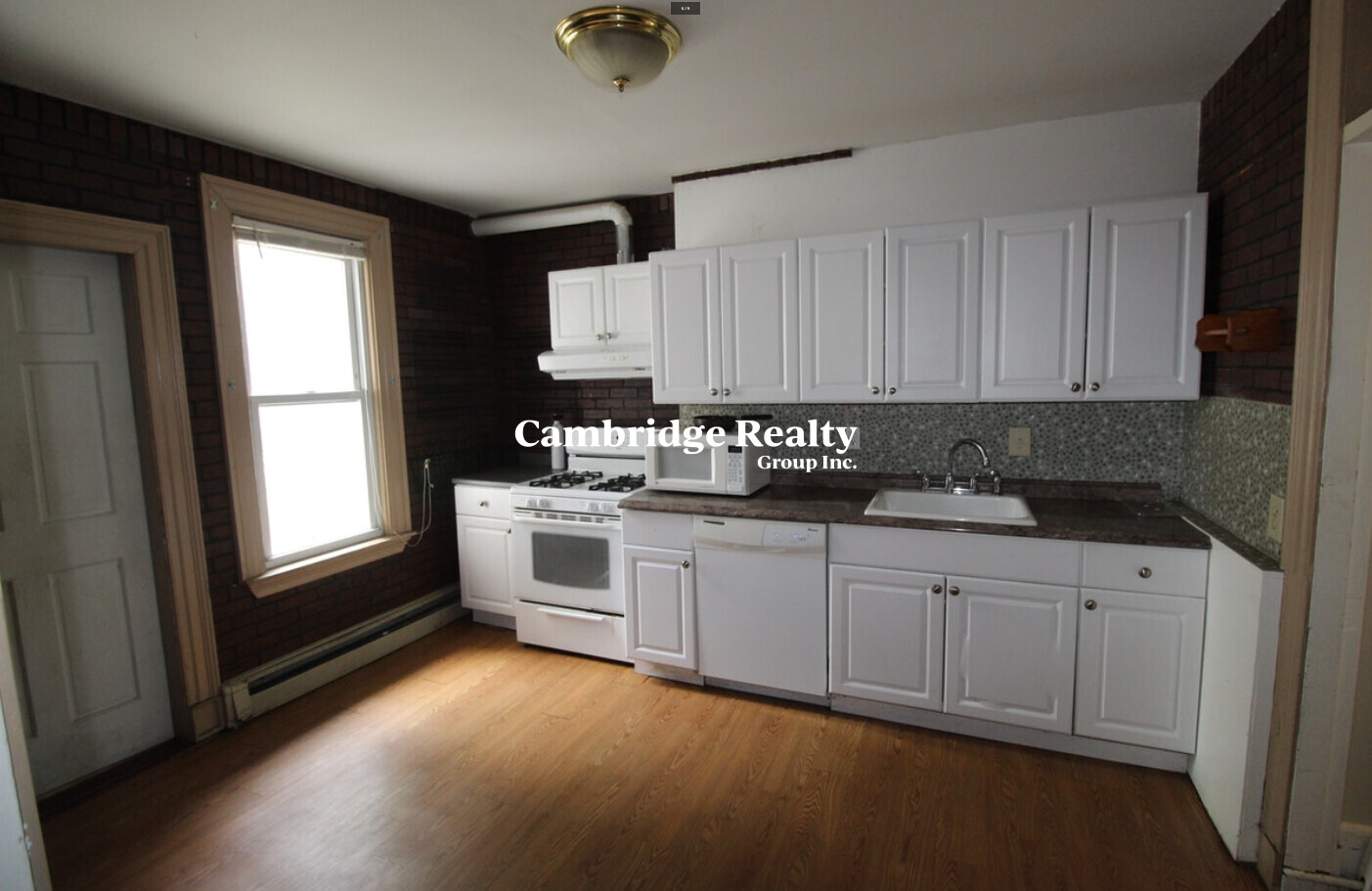 2.5 bed, 1 bath apartment for rent at 204 River St Unit 206, Cambridgeport