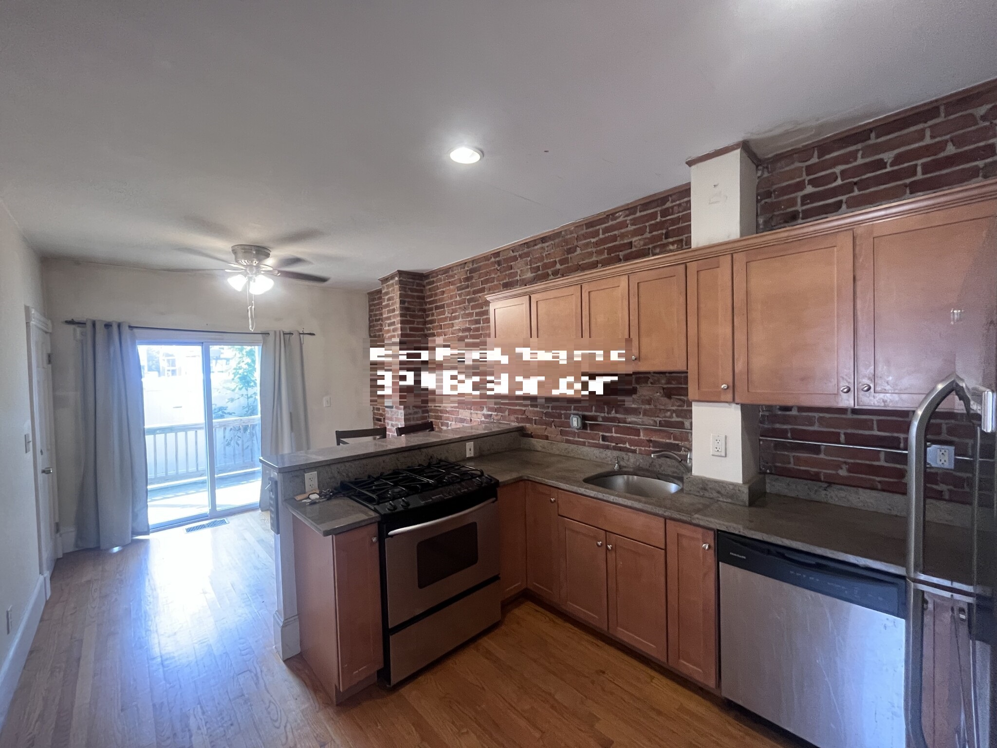 3 bed, 1 bath apartment for rent at 147 L St Unit 1, South Boston — photo 1 of 3