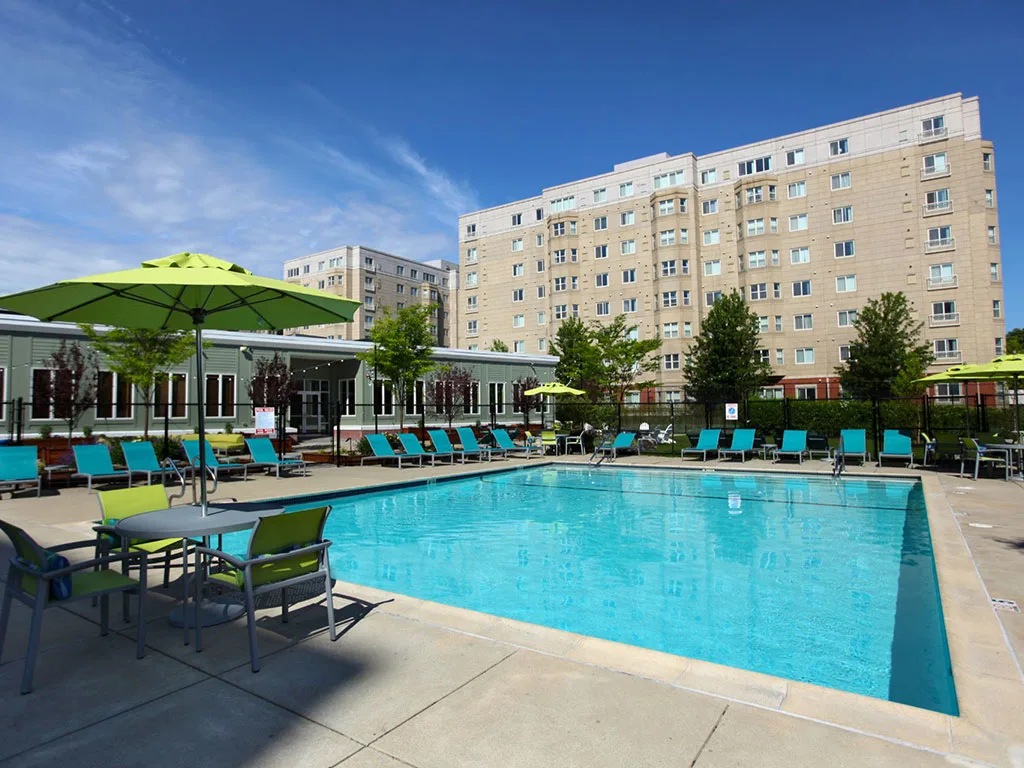 1 bed, 1 bath apartment for rent at 12 Highpoint Cir Unit 8-507, Quincy Center — photo 14 of 16