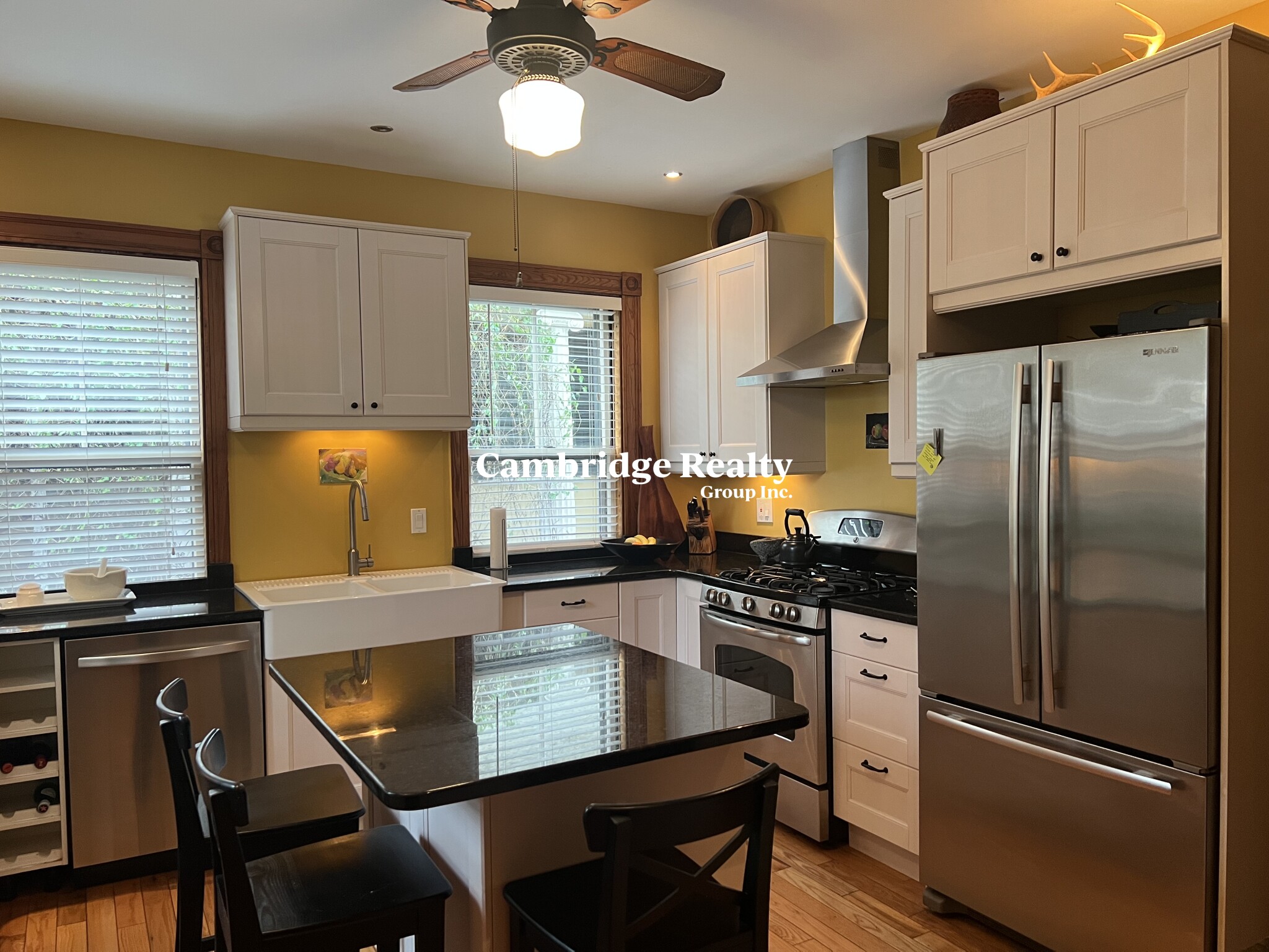 2.5 bed, 1.5 bath apartment for rent at 119 Antrim St Unit , Mid Cambridge