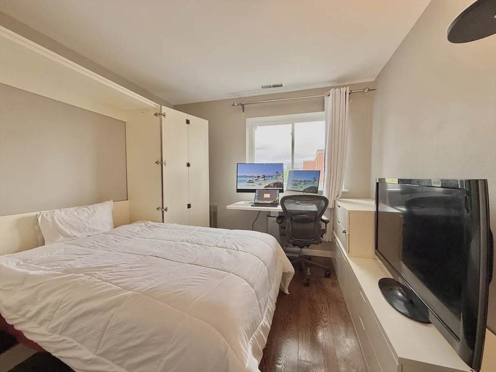 20 Stearns, Coolidge Corner