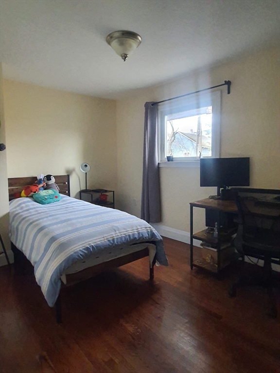 149 Lowell Ave, Newtonville