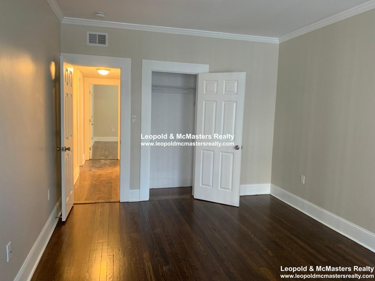 3 bed, 1 bath apartment for rent at 12 Short St Unit 3UN, Coolidge Corner — photo 11 of 15