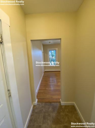 3 bed, 1 bath apartment for rent at 66 Middle St Unit 2, South Boston — photo 9 of 25