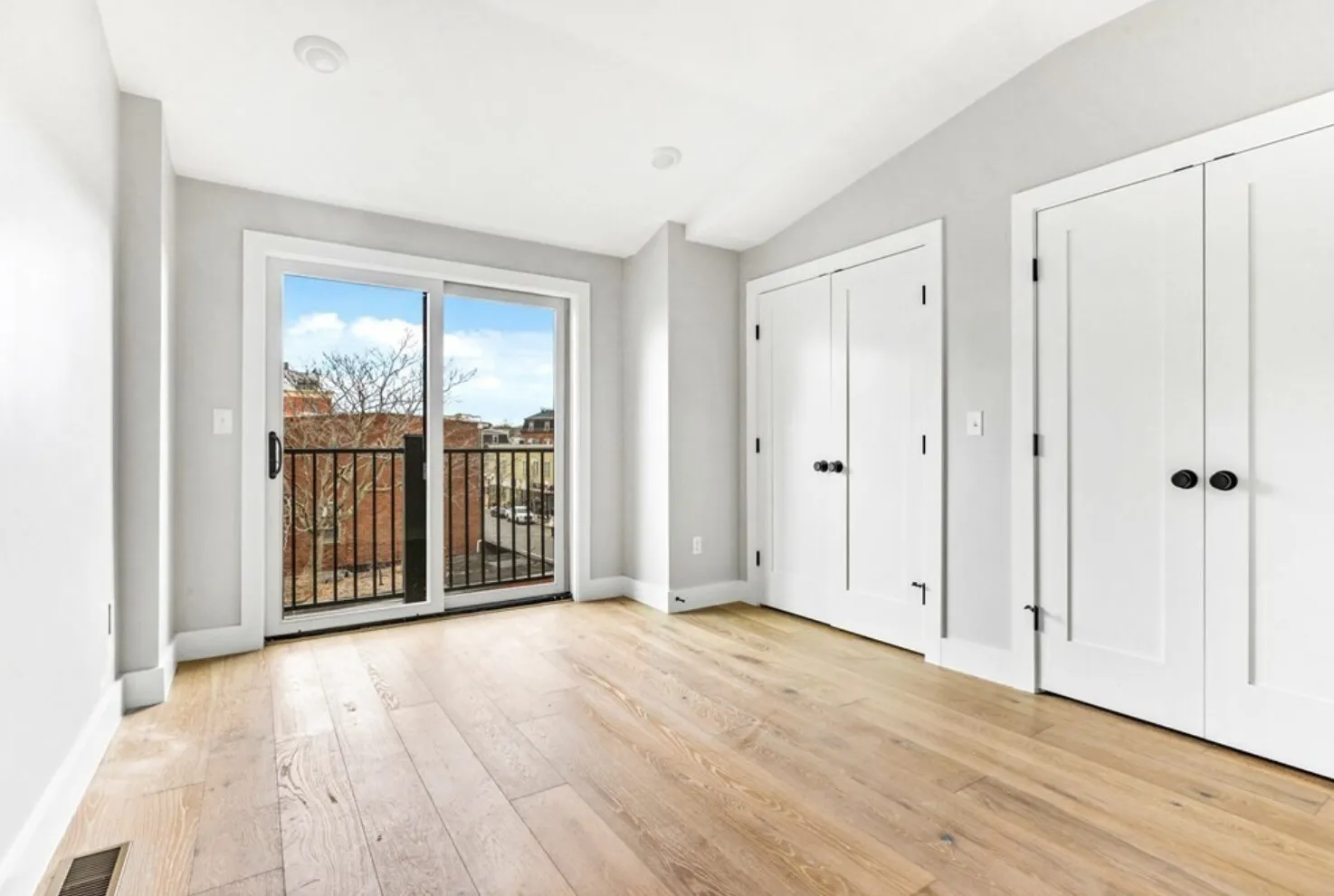 300 Somerville Ave, Ward Two