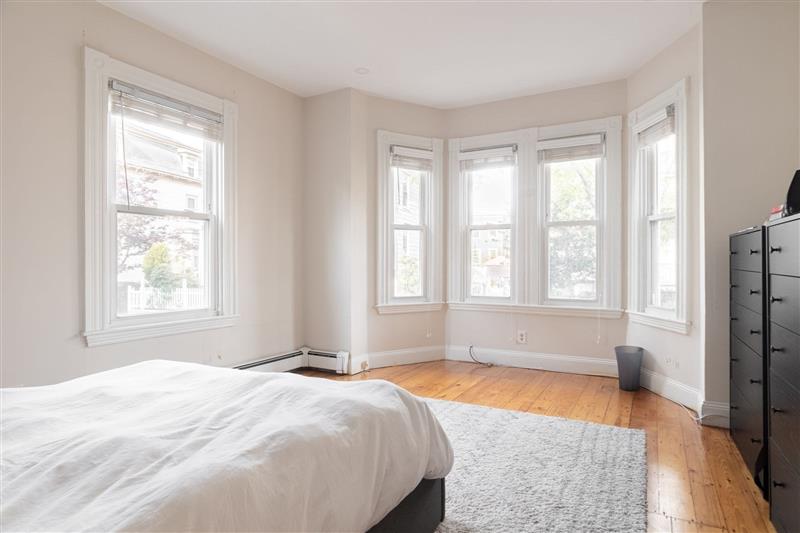 368 Washington St, The Port