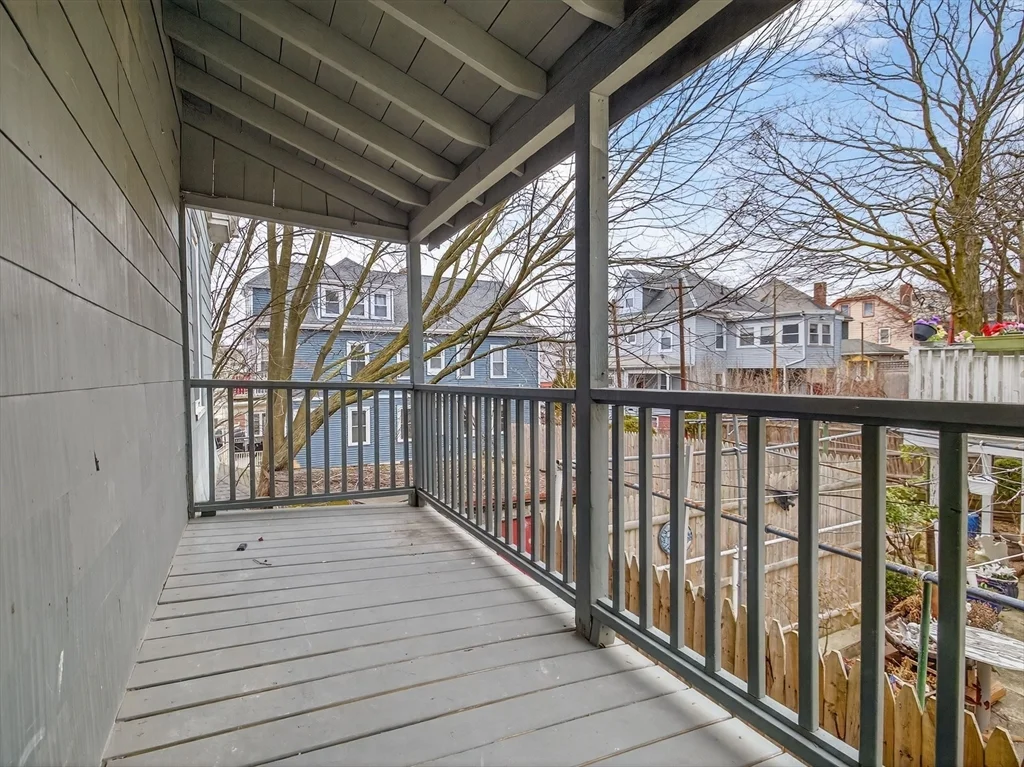 469 Medford St, Winter Hill