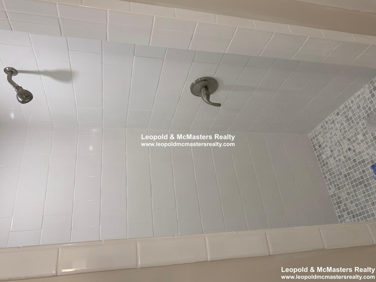 3 bed, 1 bath apartment for rent at 12 Short St Unit 3UN, Coolidge Corner — photo 6 of 15