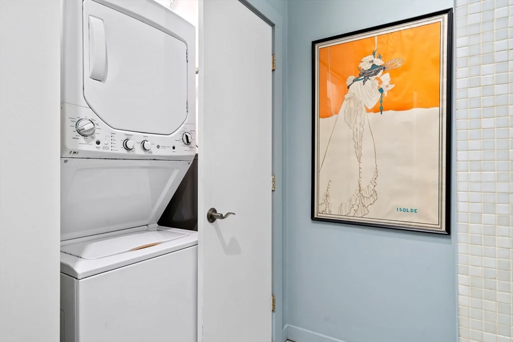 10 Williams St, Roxbury