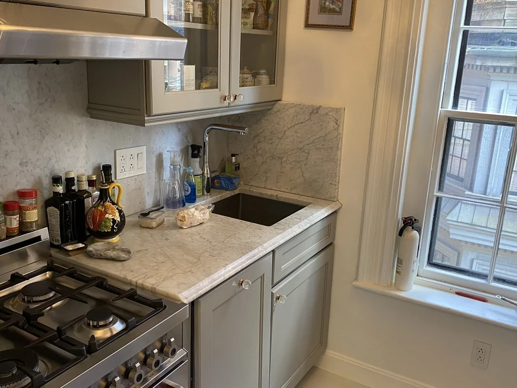 88 Mount Vernon, Beacon Hill