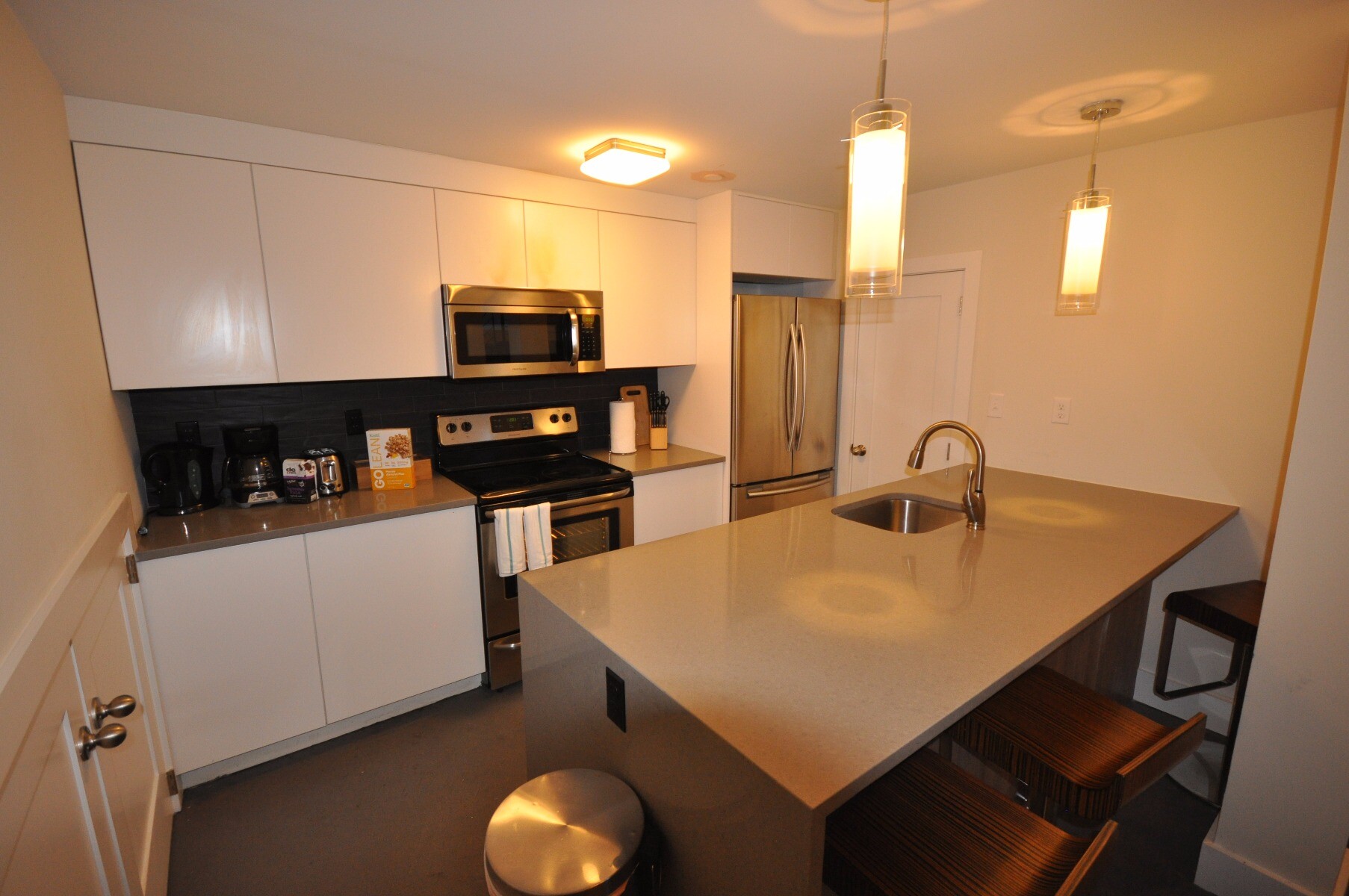 3 bed, 2 bath apartment for rent at 659 Massachusetts Ave Unit -1, South End — photo 3 of 17