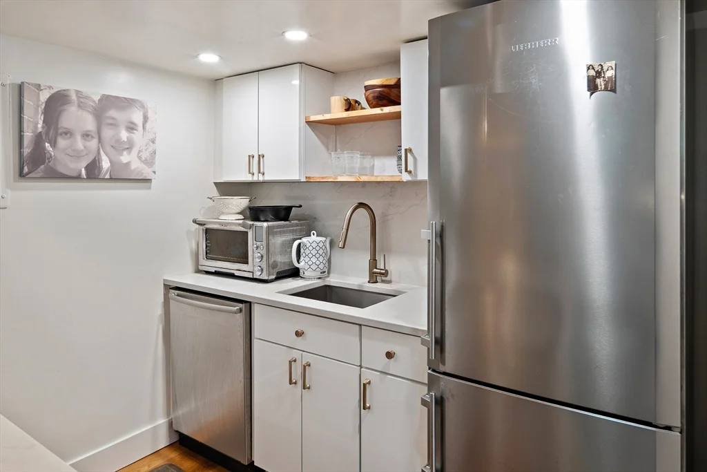 364 Marlborough St, Back Bay