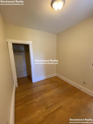3 bed, 1 bath apartment for rent at 66 Middle St Unit 2, South Boston — photo 15 of 25
