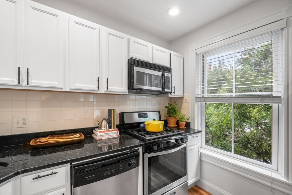 11-C Waltham St, South End