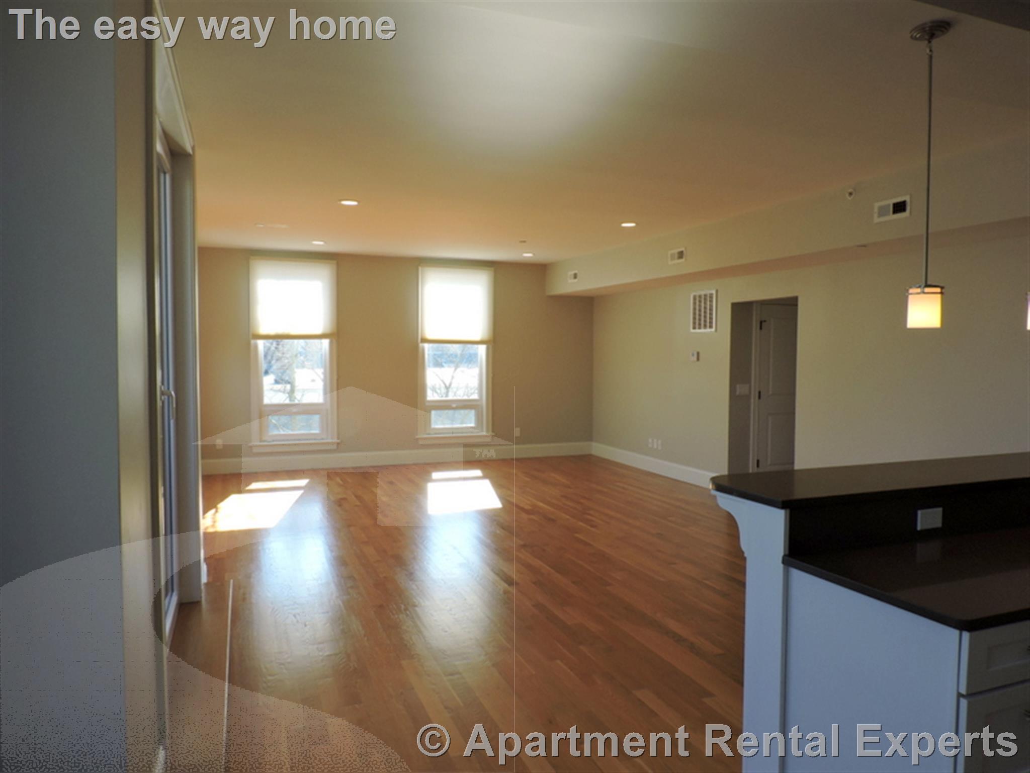 168 Hampshire, Central Square