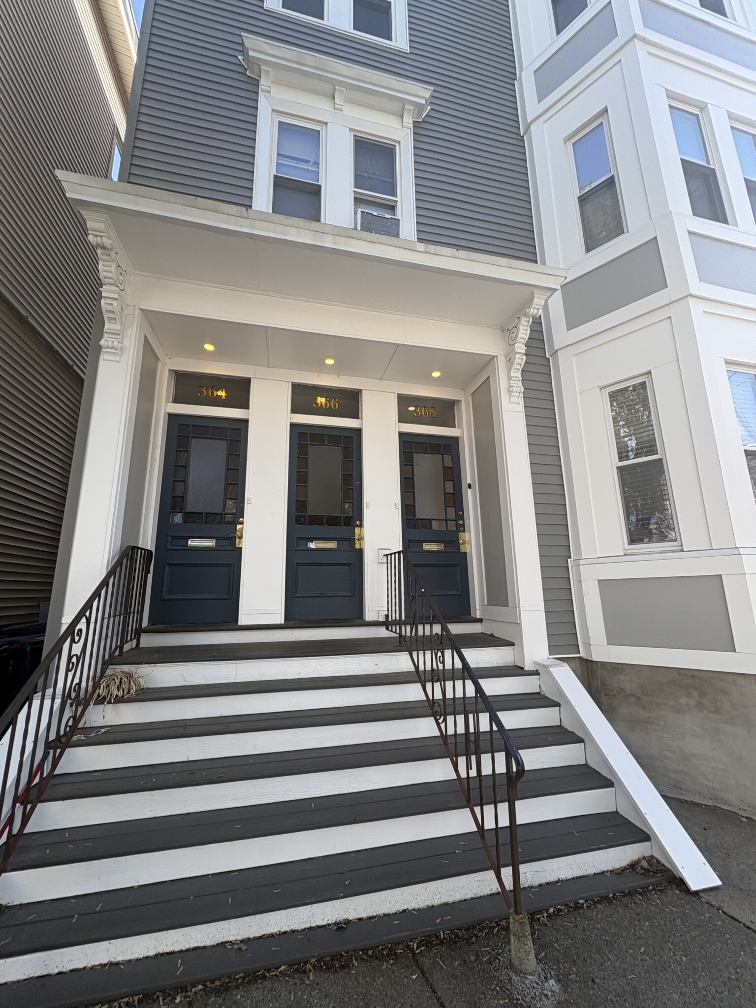 364 Washington St, The Port