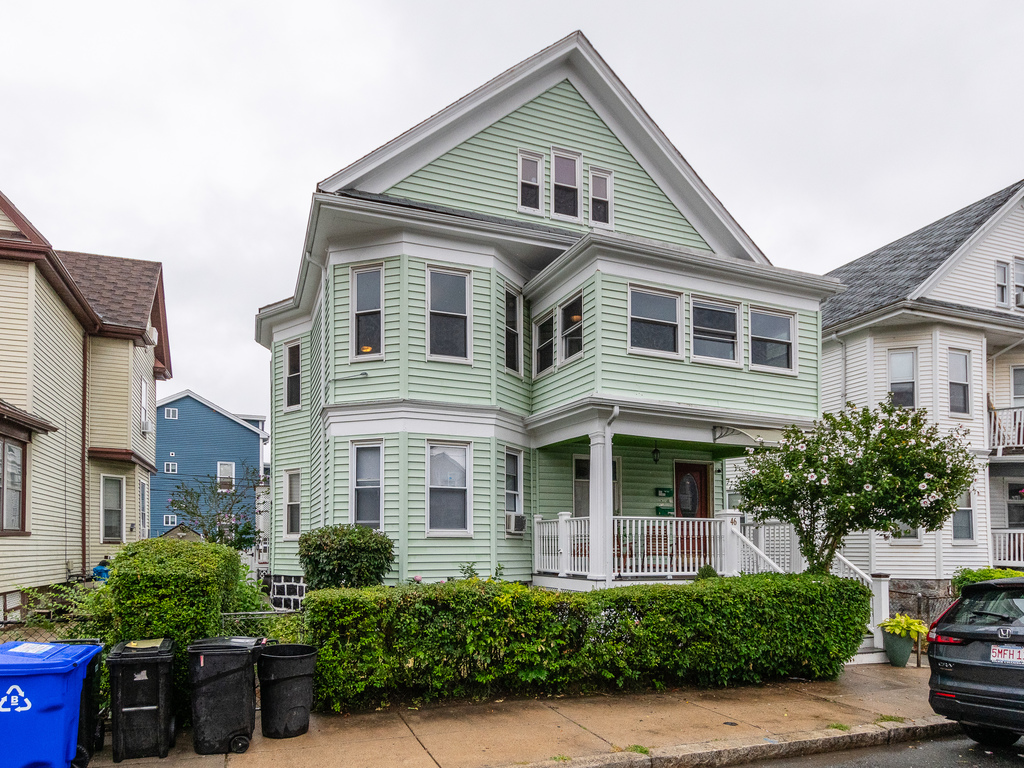 5 bed, 2 bath apartment for rent at 46 Shepton St Unit 2, Dorchester — photo 1 of 64