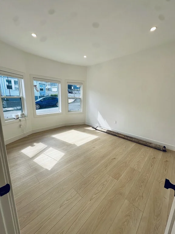 280 Endicott Ave, Revere