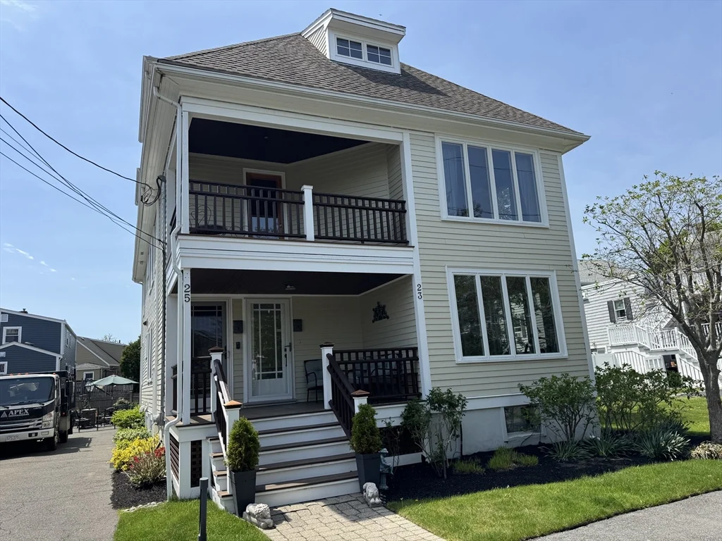 23-25 Bates Rd, Swampscott