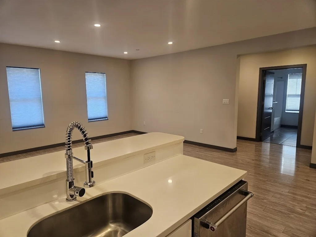 145 Newbury Ave, Quincy