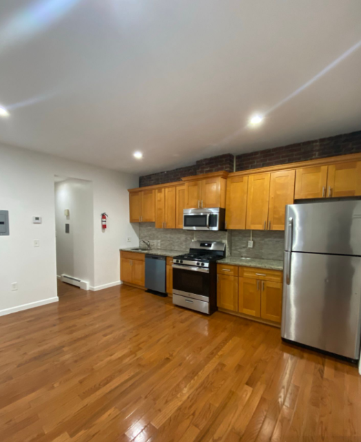 147 Meridian St, East Boston