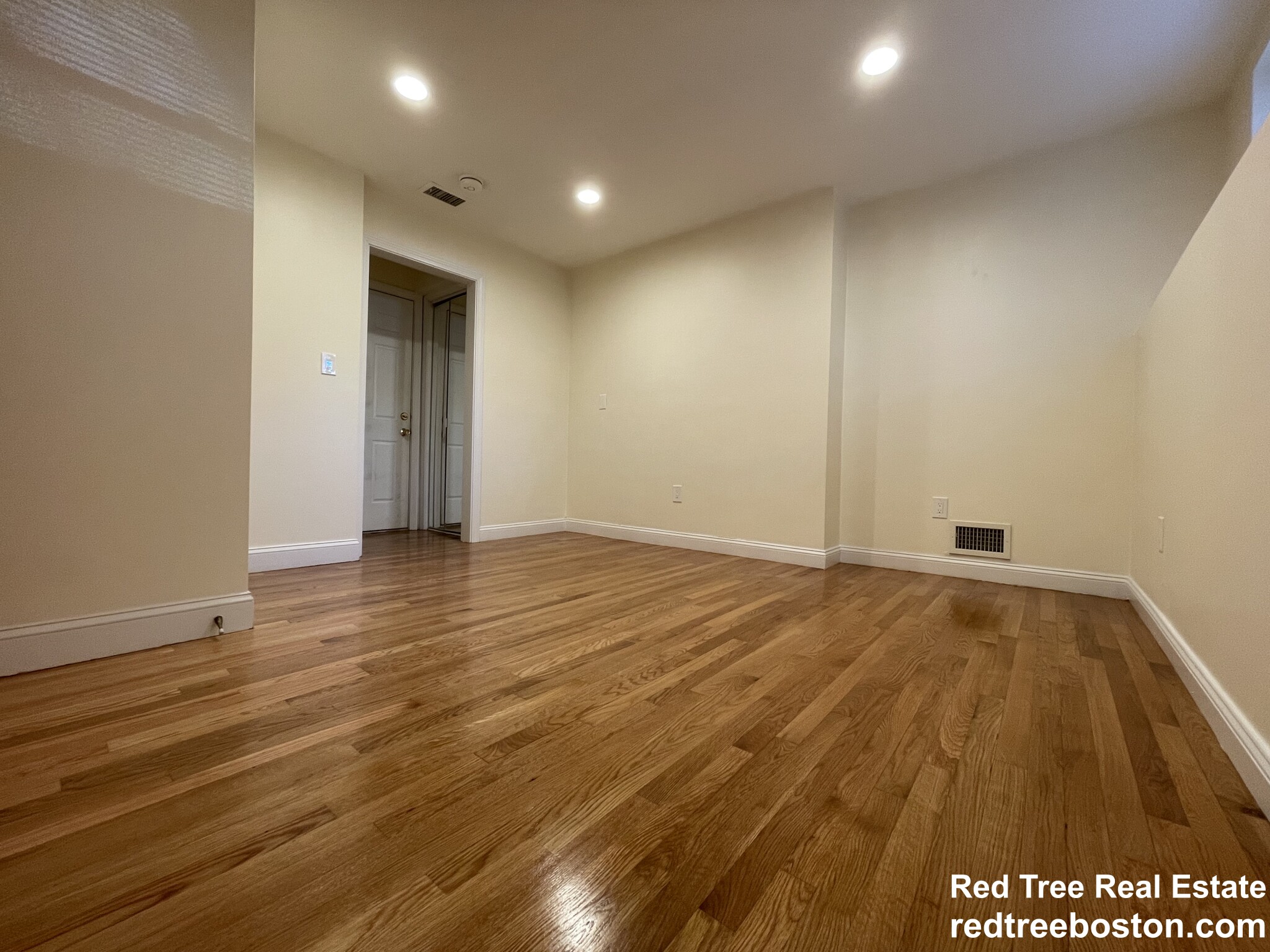 1801 Beacon St, Brookline