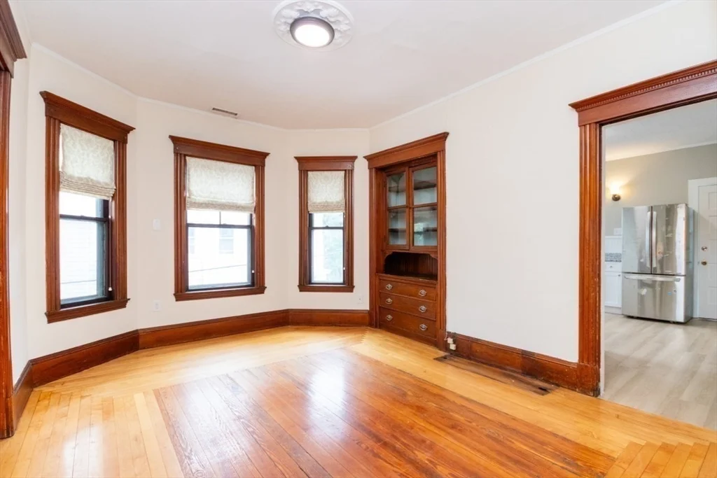 24 Walden, North Cambridge