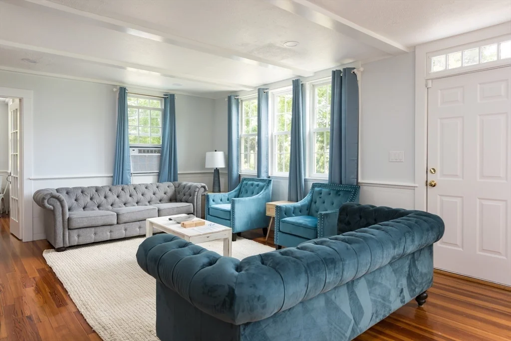 16 Jefferson Shores Rd, Cohasset Narrows