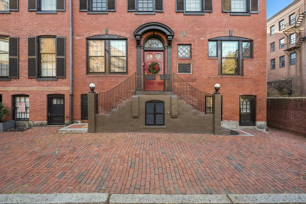 3 Mt Vernon Sq, Beacon Hill