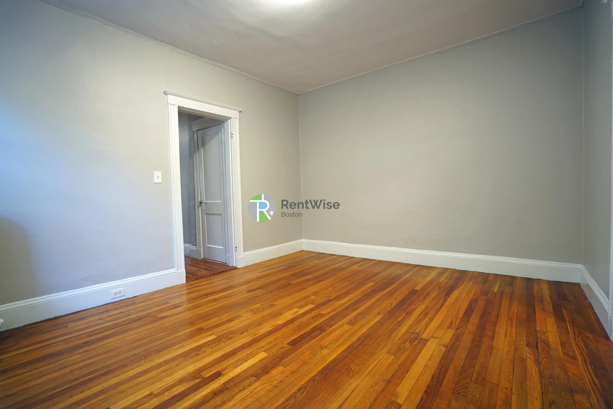 294 Harvard St, Mid-Cambridge