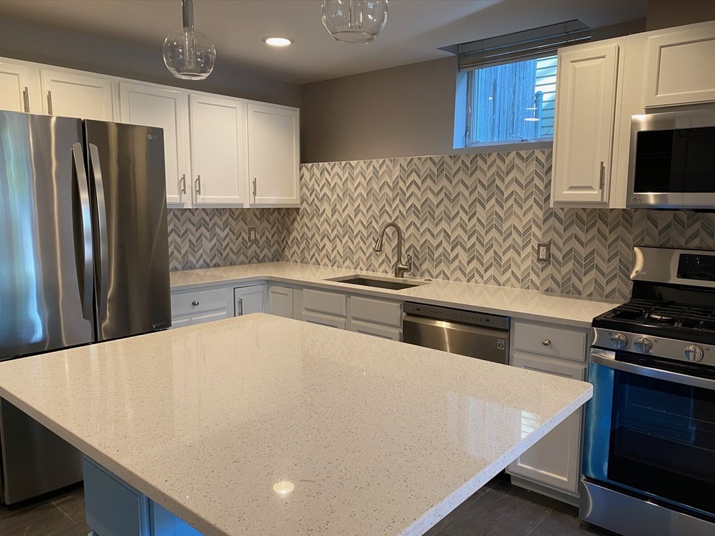 2277 Massachusetts Ave, North Cambridge