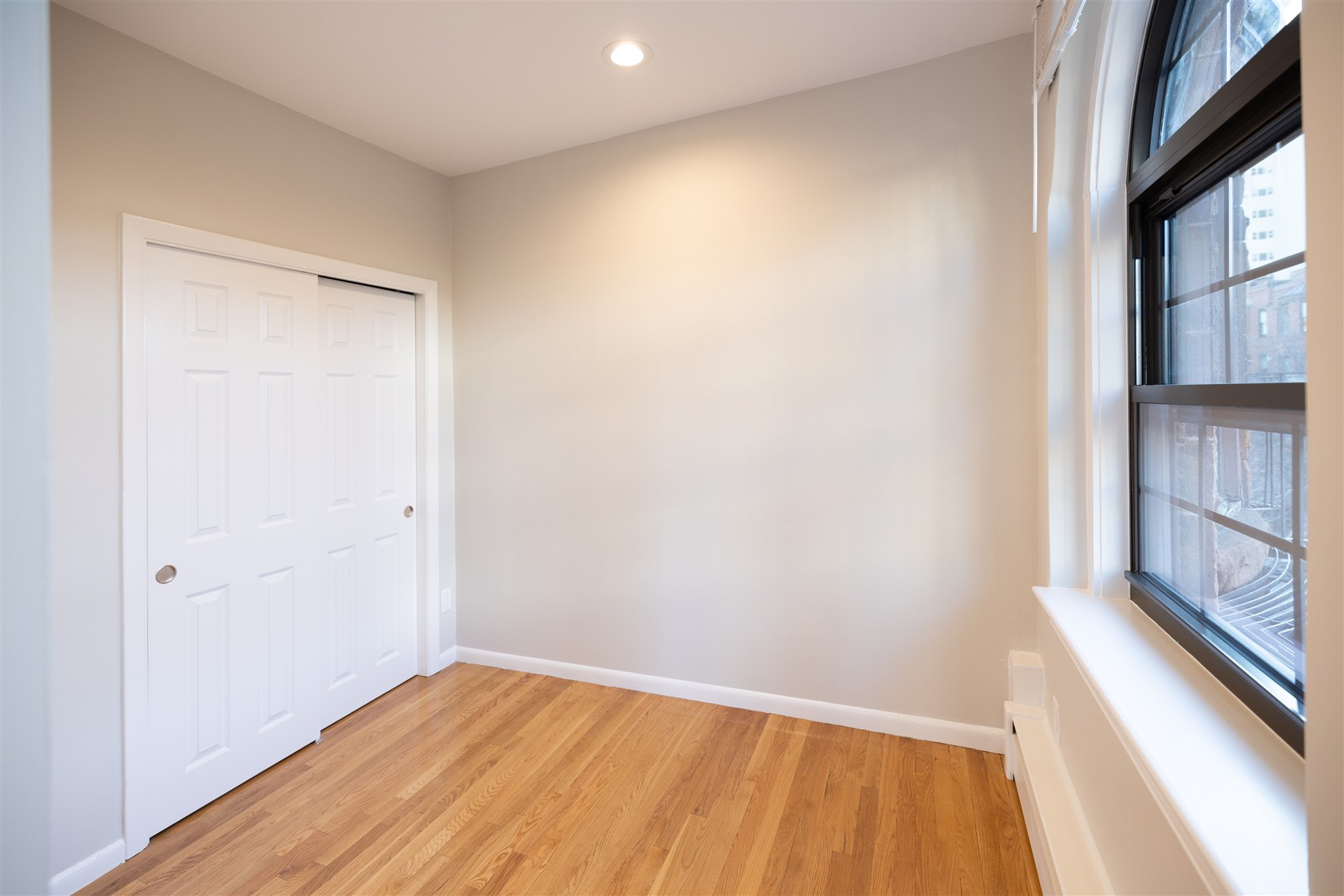 158-161 Saint Botolph, Back Bay