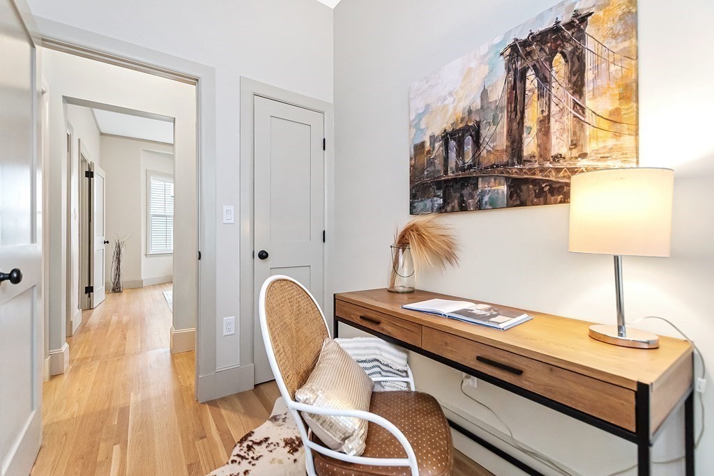 121 Hewlett St, Roslindale