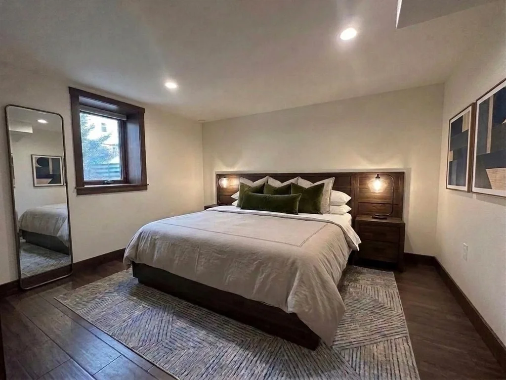 64 Goodenough St, Oak Square