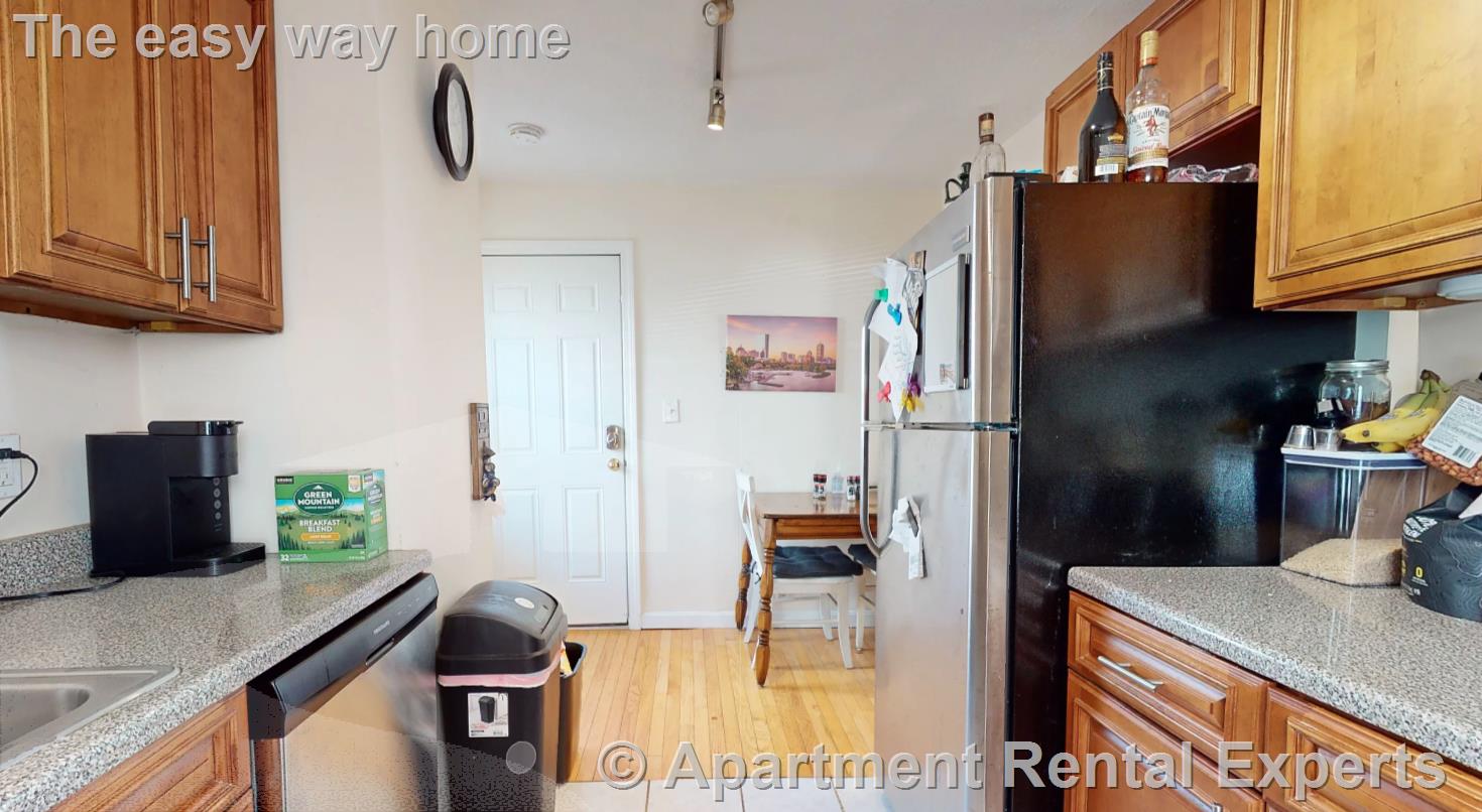 27 Mt Vernon St, Sullivan Square