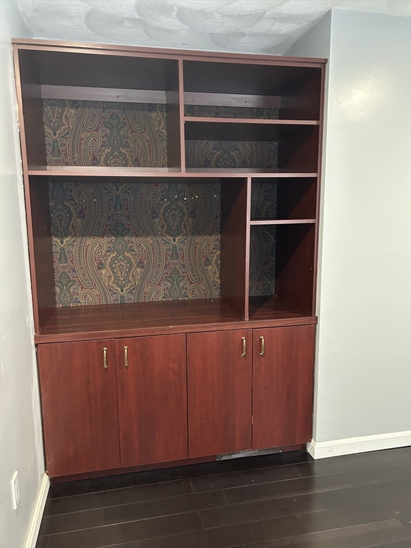 3 Gooseneck Ln, Westford