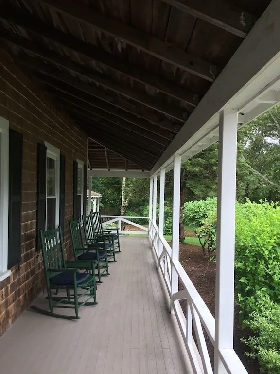 84 Mayflower Rd, Sagamore Beach