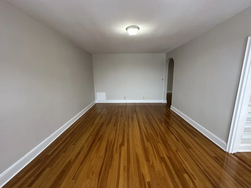 24 Concord Ave, Harvard Square