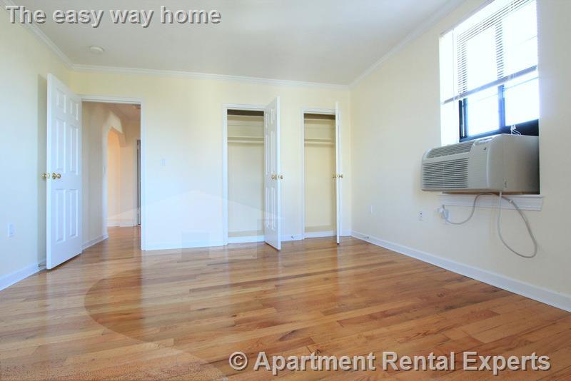 60 Brattle St, Harvard Square