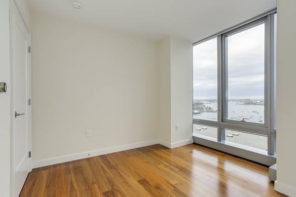 3 bed, 2 bath apartment for rent at 25 Northern Ave Unit 1619, Seaport District — photo 9 of 13