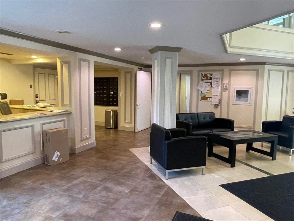 85 Brainerd Rd, Allston