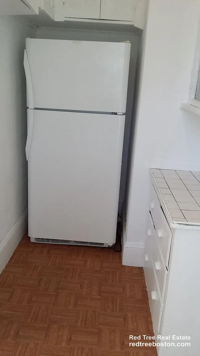 22 Commonwealth Ter, Brighton