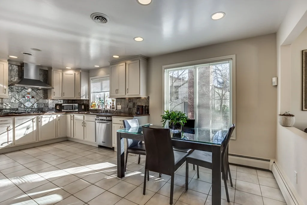 11 Beethoven Ave, Waban