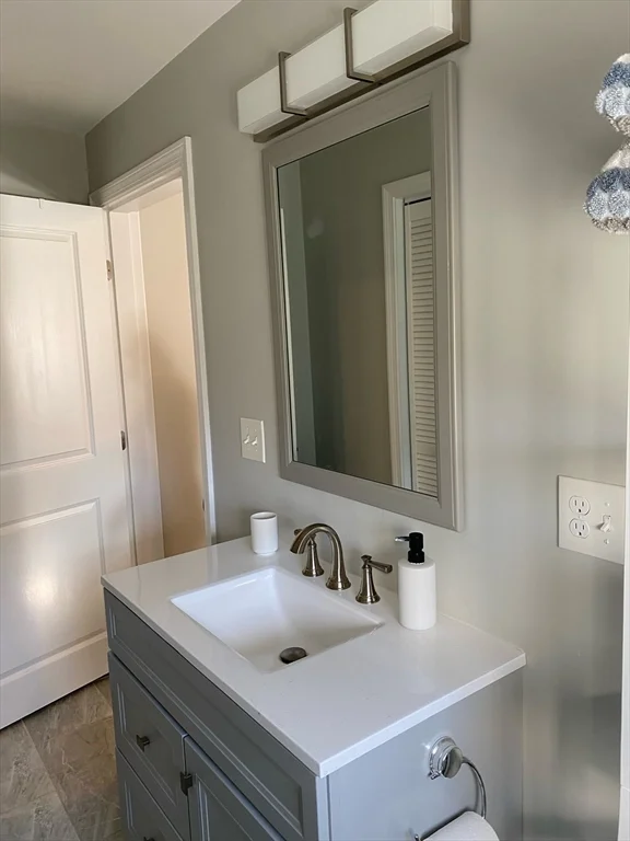 60 Cecilian Ave, Revere