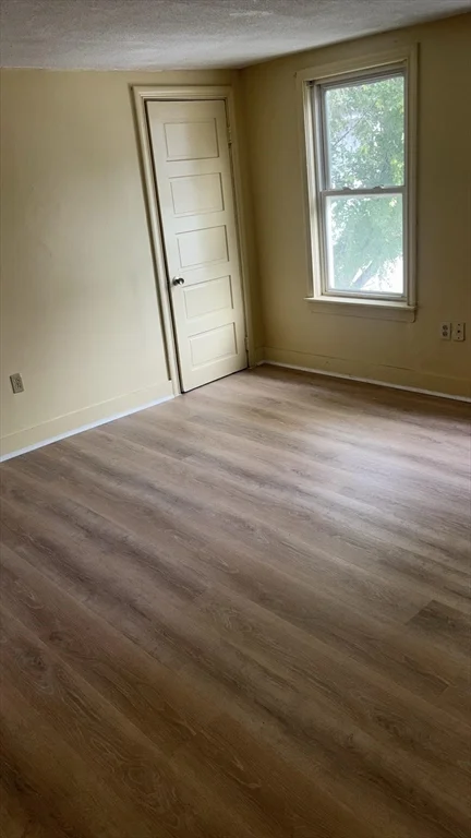 24 Newbury St, Worcester