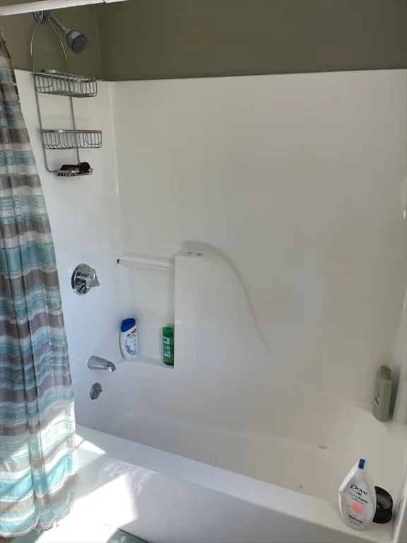 60 Pine St, Middleboro