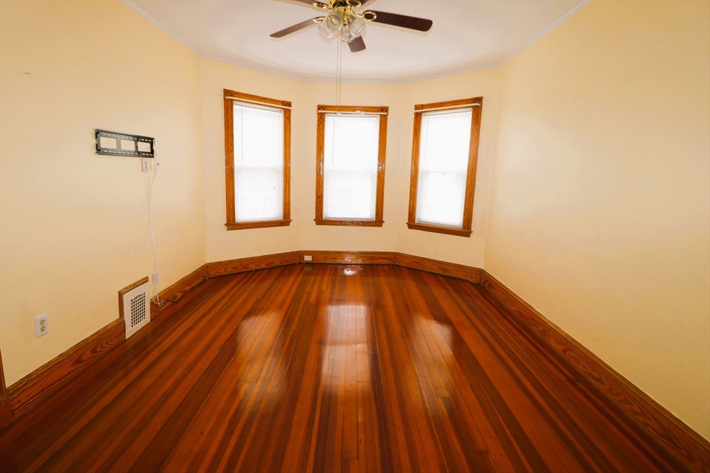 14 Huntoon St, Boston