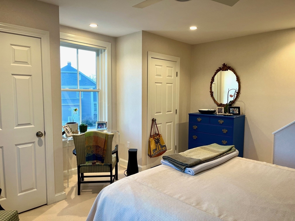 876 Beacon St, Newton Center