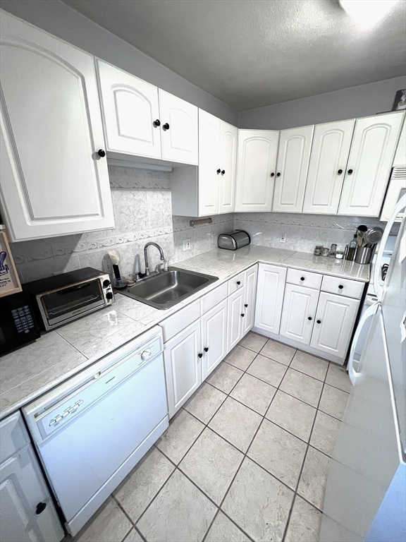 696 East 6th, Boston